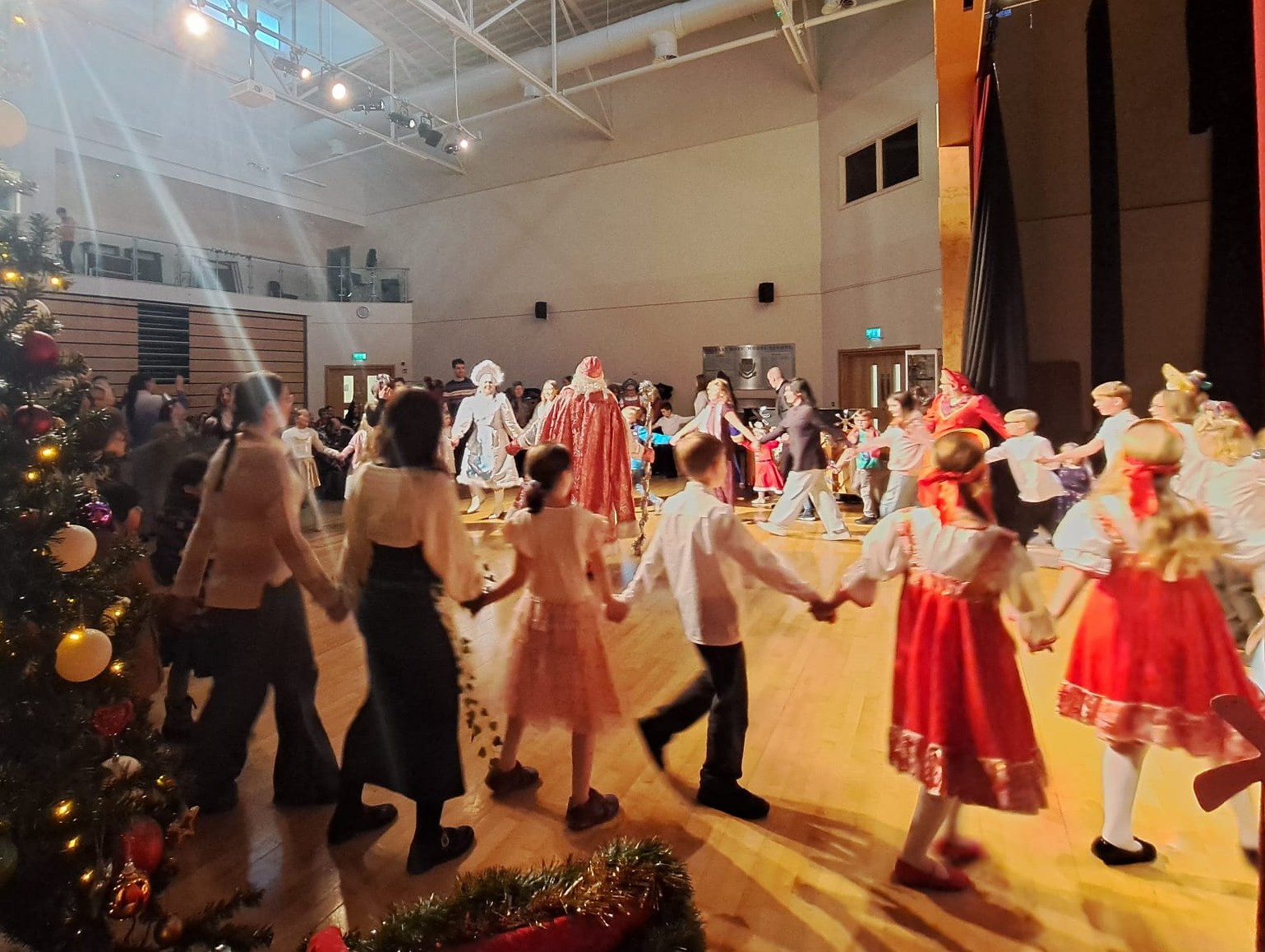 Новогодняя ёлка - фото 12